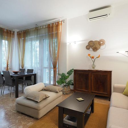 Appartamento Primopiano - Palmaria B Milano Esterno foto