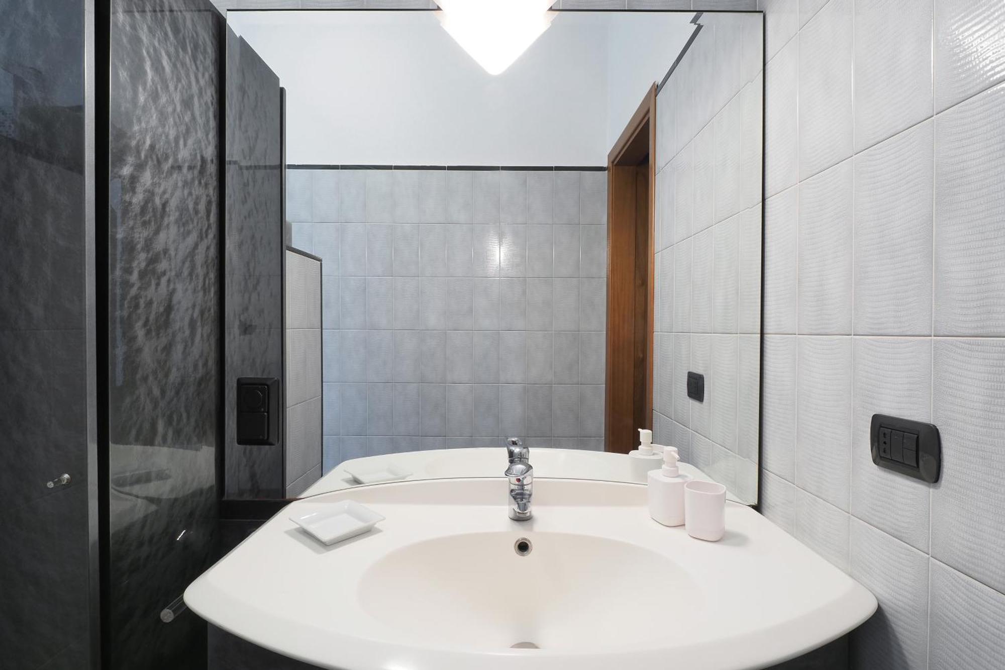 Appartamento Primopiano - Palmaria B Milano Esterno foto